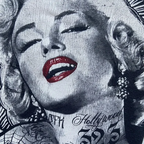 Marilyn Monroe Gangster True Fame 100% Preshrunk Cotton Graphic Short Sleeve Tee - Picture 4 of 8